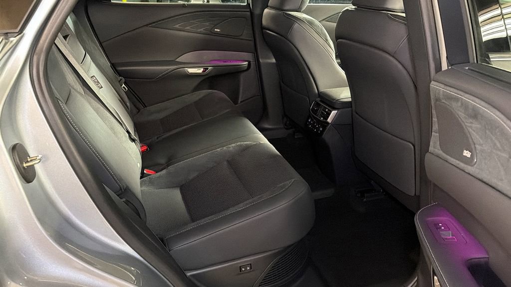 Certified 2025 Lexus RX 450h 450h+ Luxury w/ Convenience Package image 12