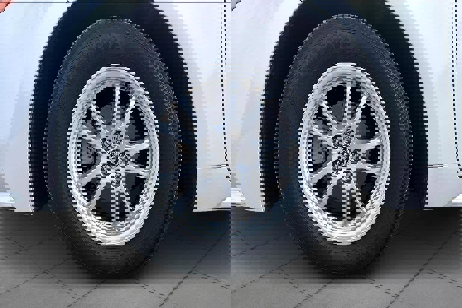 Used 2022 Toyota Corolla LE image 10