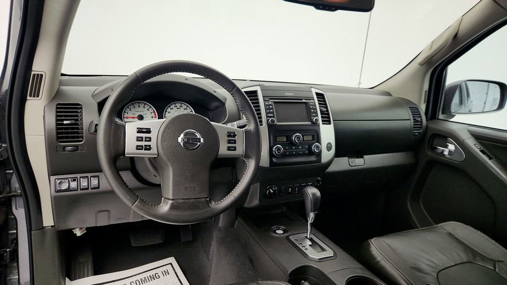 Used 2021 Nissan Frontier PRO-4X w/ Pro-4x Utility Package image 13