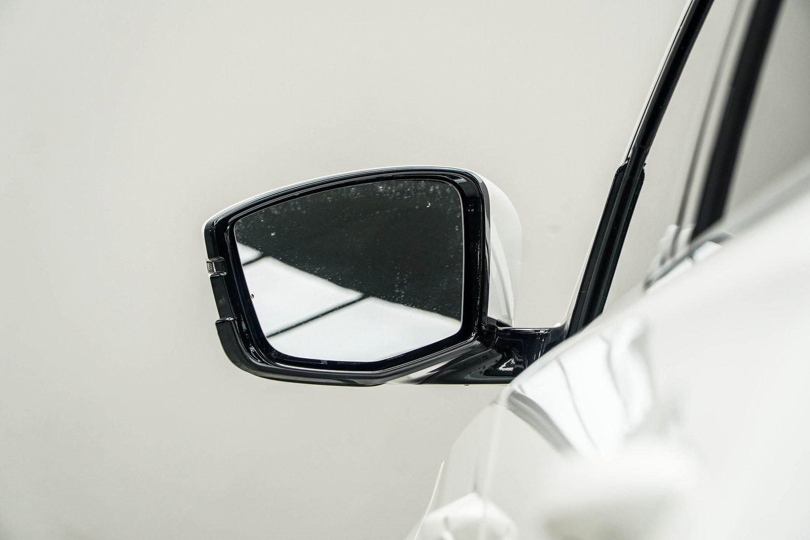 Used 2024 Acura MDX FWD w/ Technology Package image 10