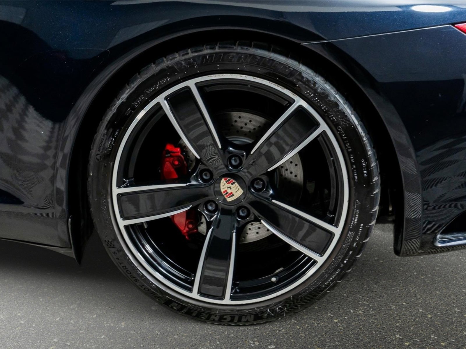 Used 2017 Porsche 911 Carrera S image 18