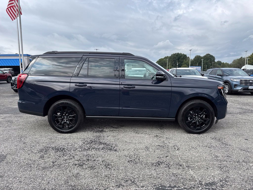 New 2027 Ford Expedition Platinum AWD/4WD image 5
