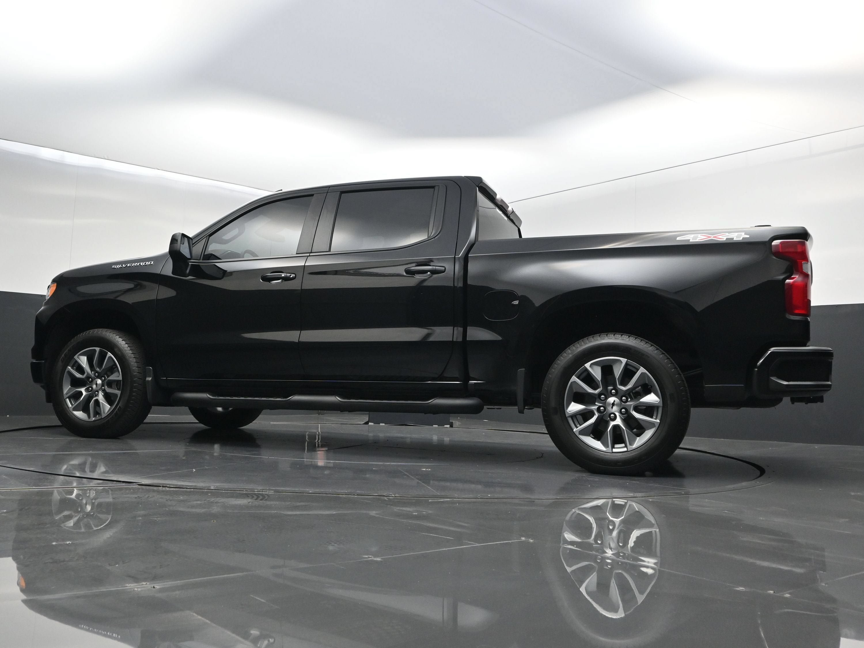 Certified 2025 Chevrolet Silverado 1500 RST w/ LPO, Liner Protection Package AWD/4WD image 42
