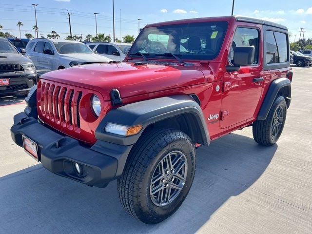Used 2019 Jeep Wrangler Sport image 3