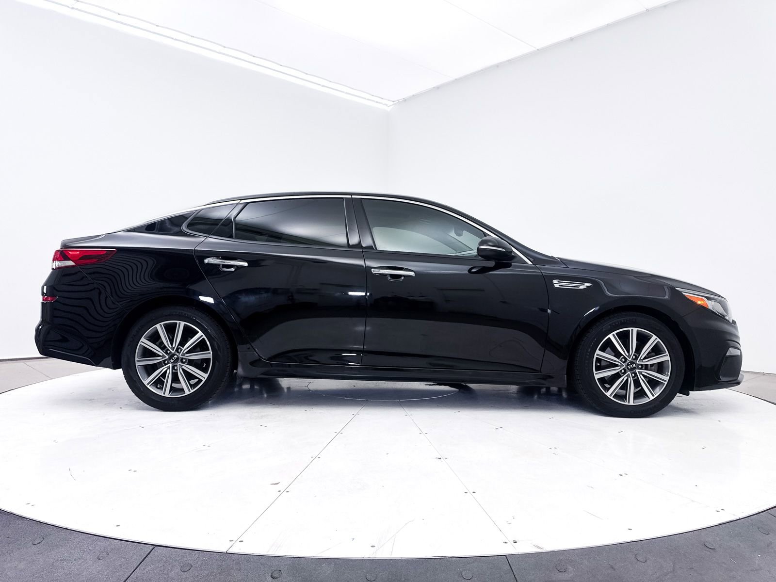 Used 2020 Kia Optima Premium image 41