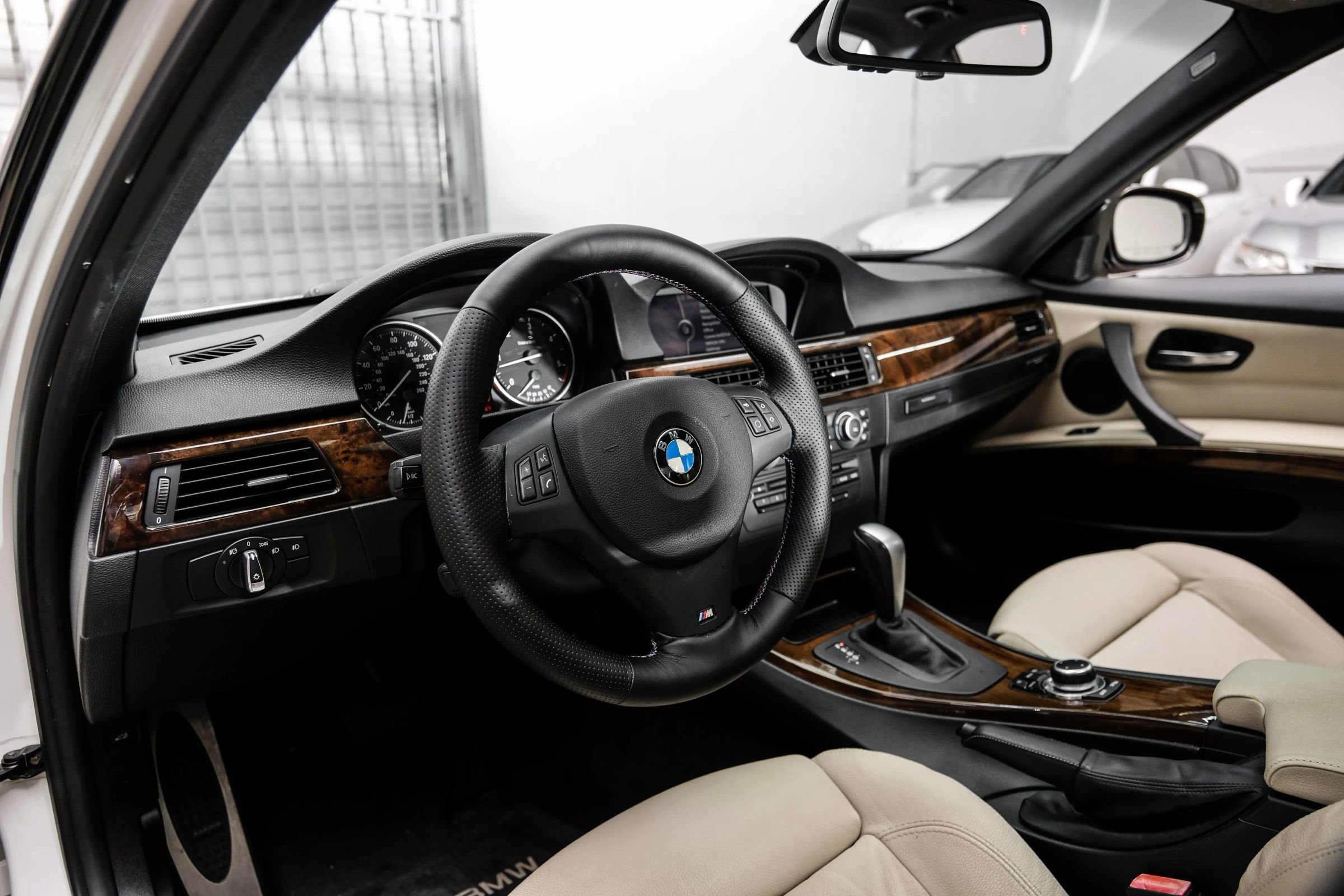 Used 2011 BMW 335d Sedan RWD image 3