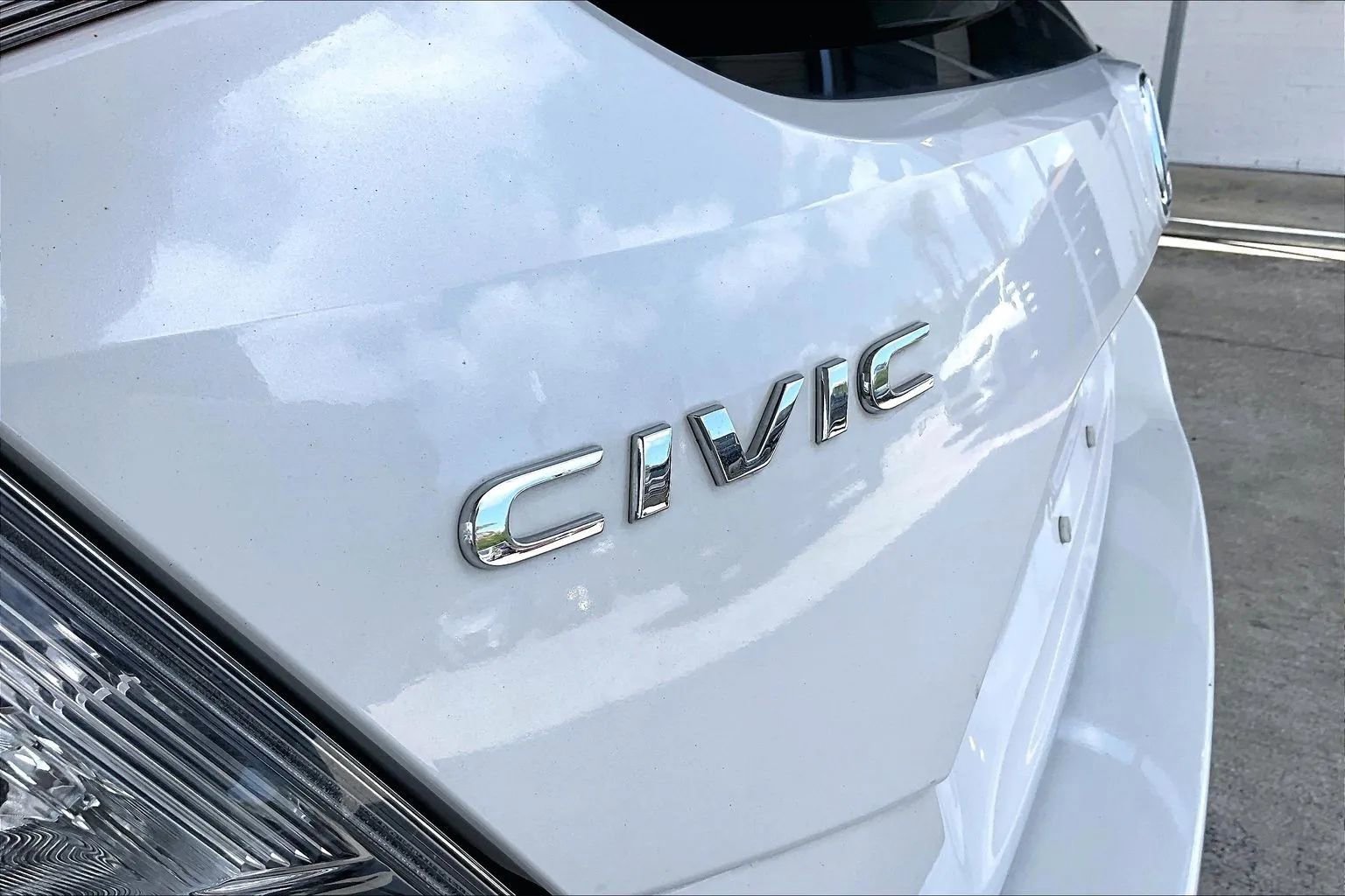Used 2021 Honda Civic EX image 21