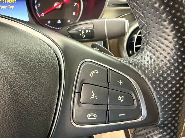 Used 2019 Mercedes-Benz GLC 300 4MATIC image 21