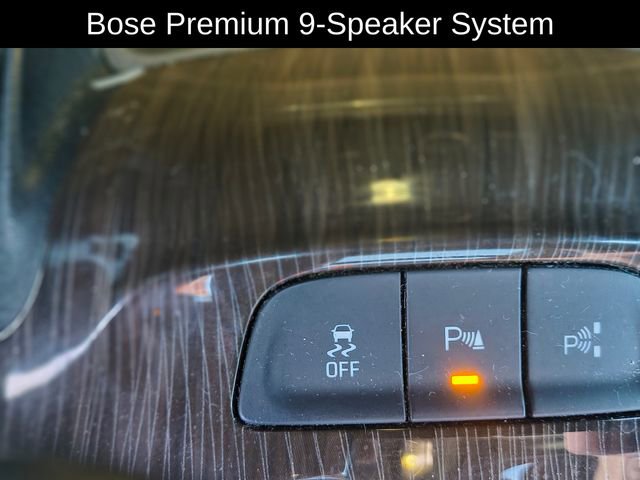 Used 2018 Chevrolet Malibu Premier w/ Premier Sun and Wheel Package image 19