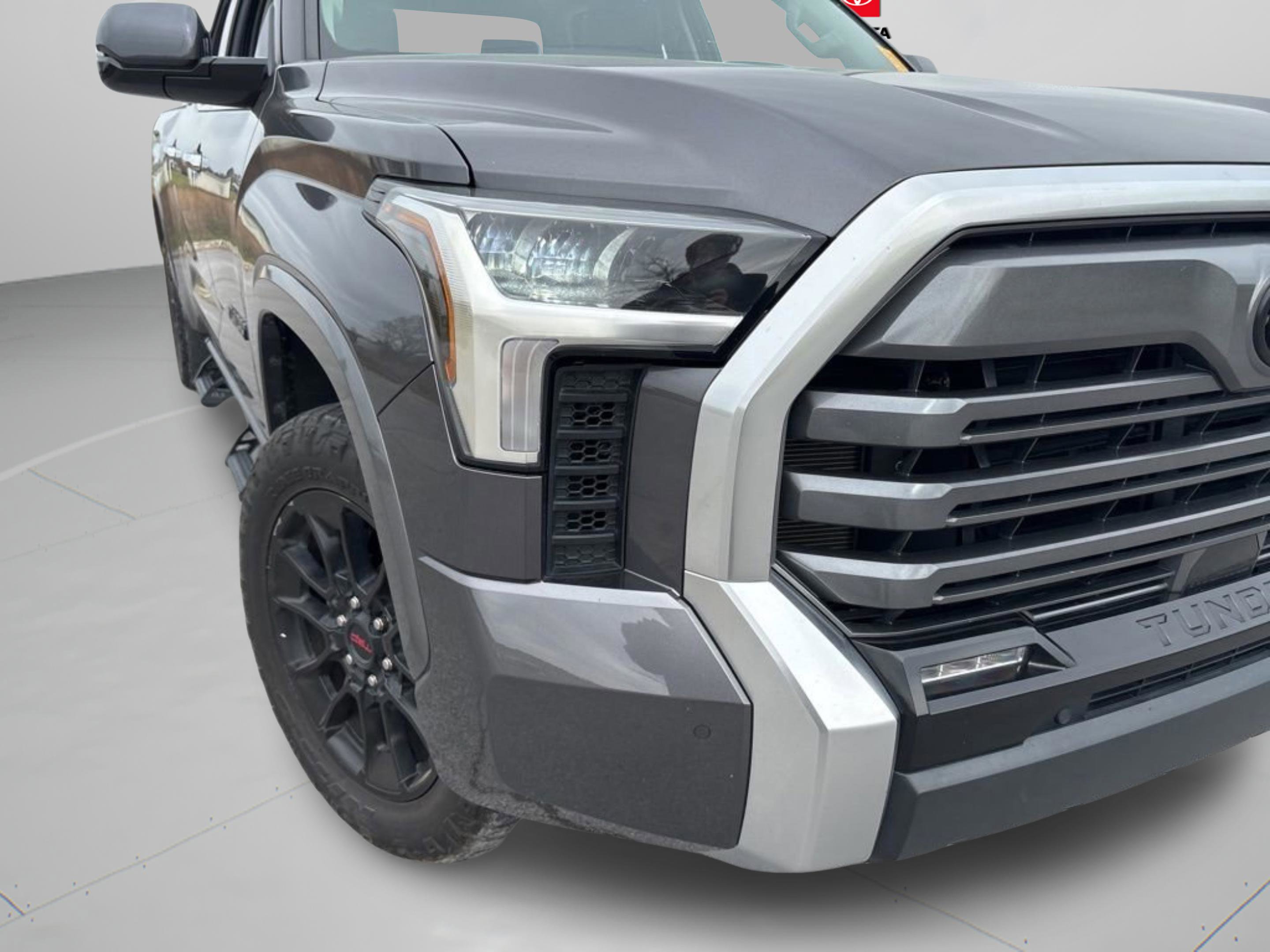 Used 2024 Toyota Tundra Limited w/ Power Package AWD/4WD image 42