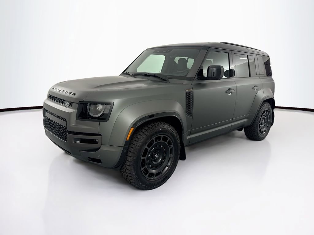 Used 2025 Land Rover Defender 110 image 1