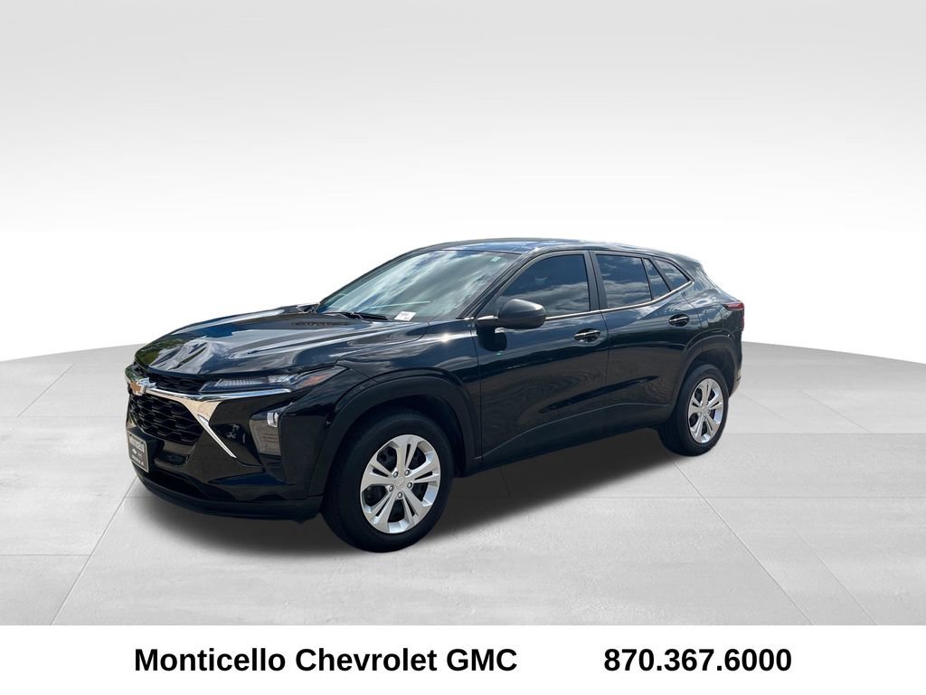 Used 2025 Chevrolet Trax LS FWD image 7