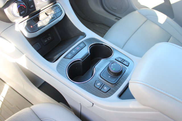 Used 2021 GMC Acadia SLT w/ Premium Package AWD/4WD image 24