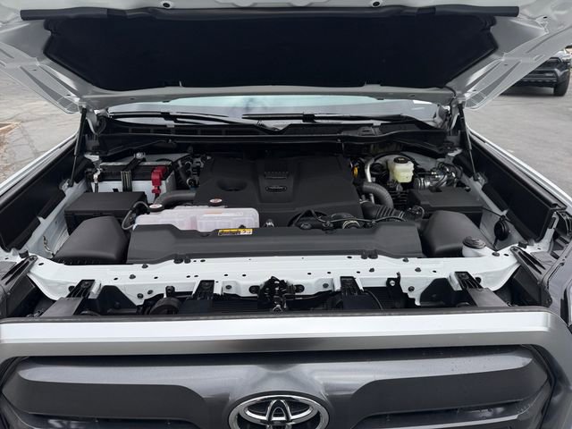 New 2026 Toyota Tundra Limited AWD/4WD image 20