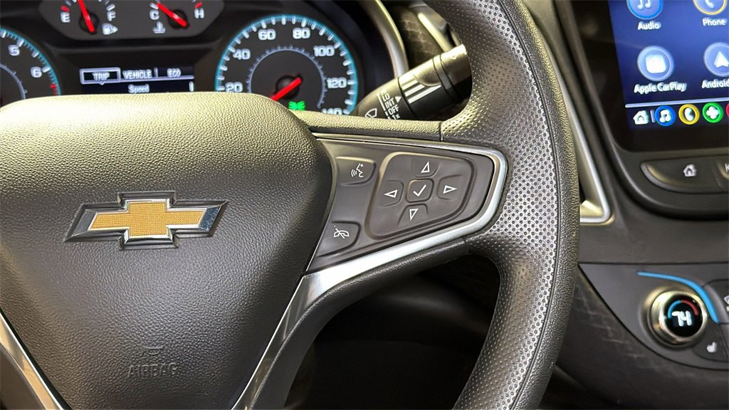 Used 2025 Chevrolet Malibu LT image 18