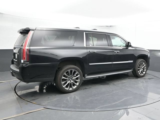 Used 2018 Cadillac Escalade ESV Premium Luxury AWD/4WD image 2