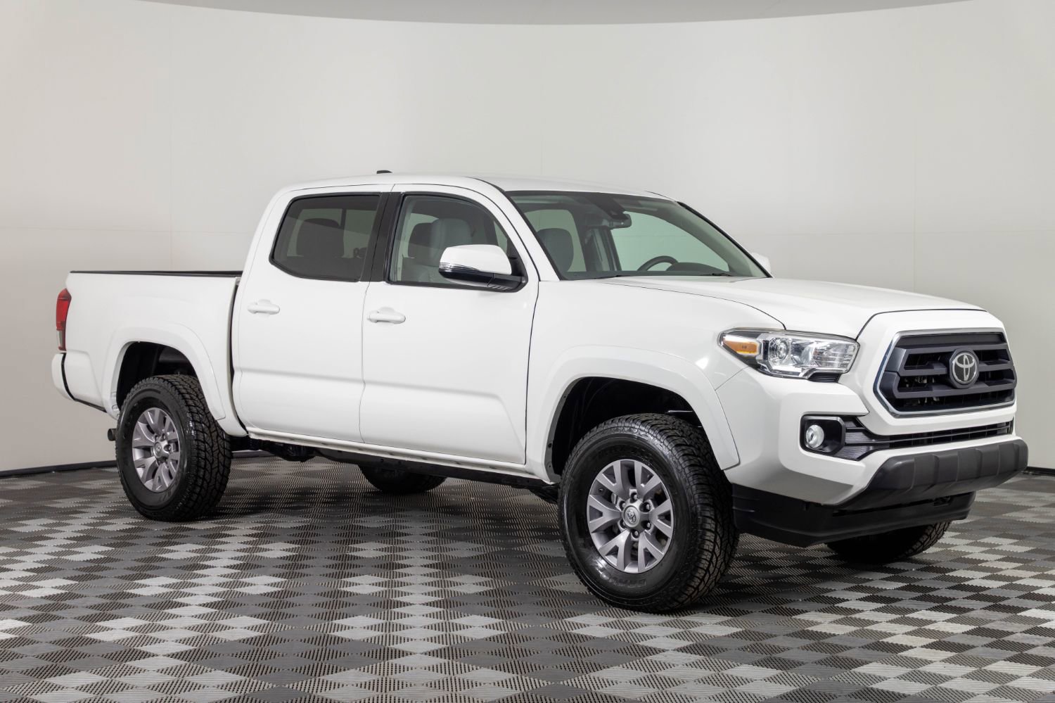 Used 2023 Toyota Tacoma SR5 image 10