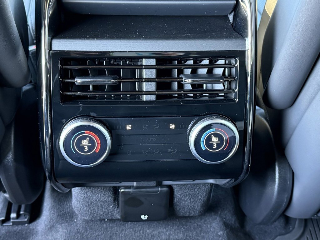 New 2025 Land Rover Range Rover Sport SE image 35