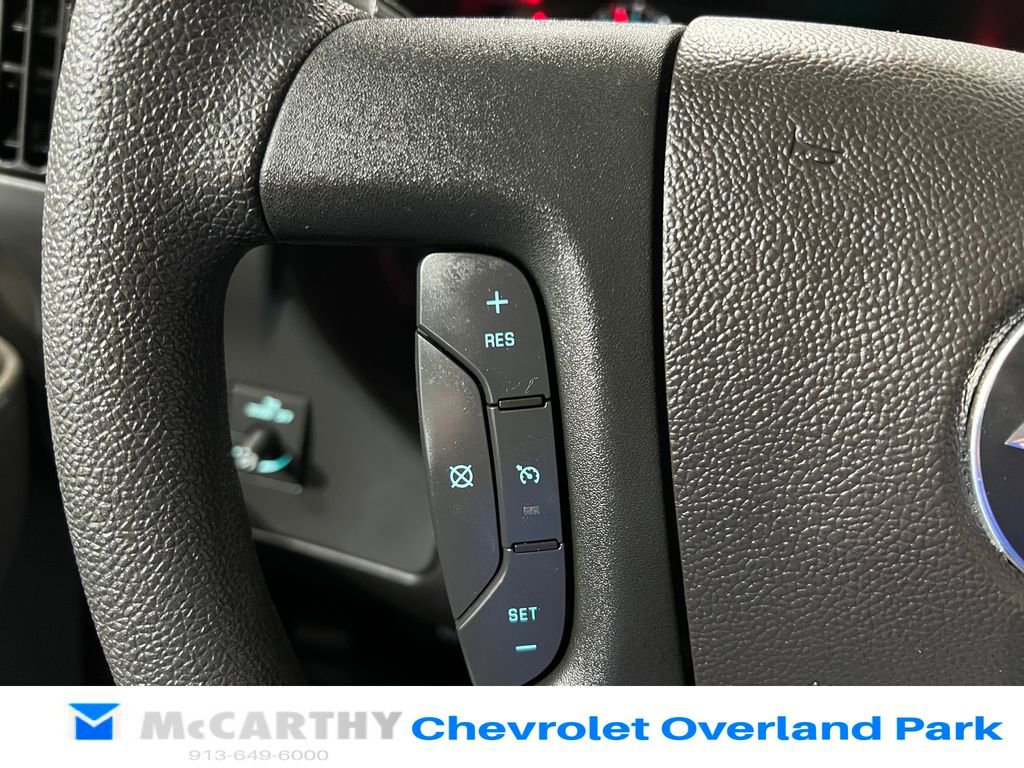 Used 2025 Chevrolet Express 3500 LT w/ LT Preferred Equipment Group RWD image 14
