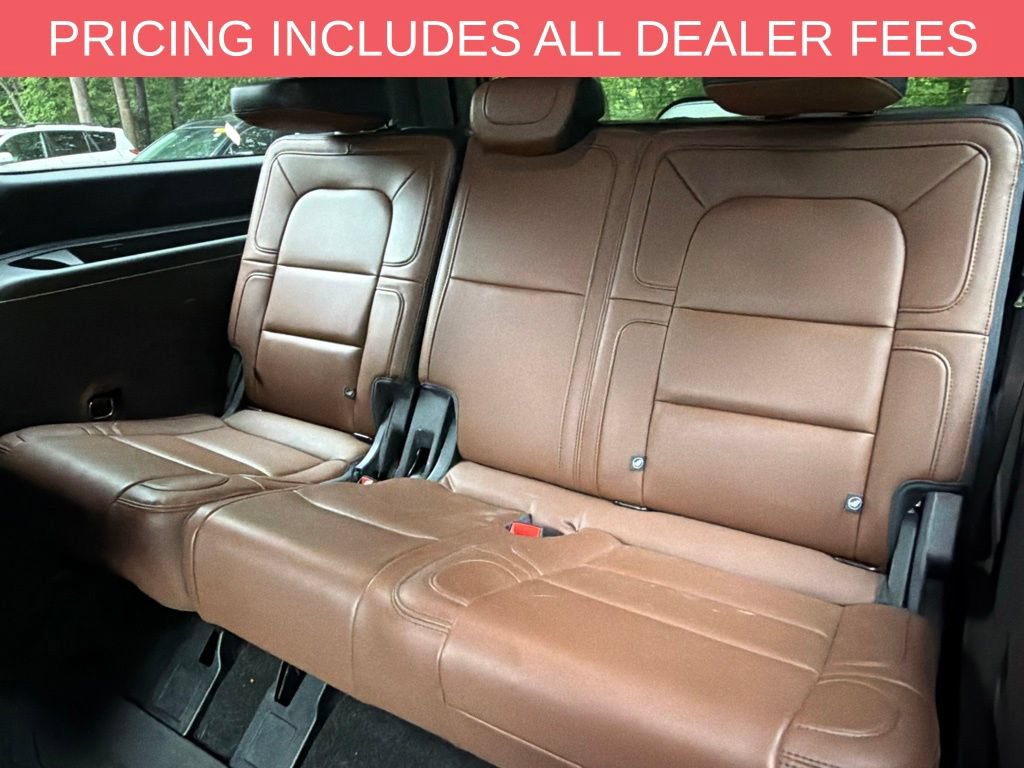 Used 2023 Lincoln Navigator L Reserve AWD/4WD image 11