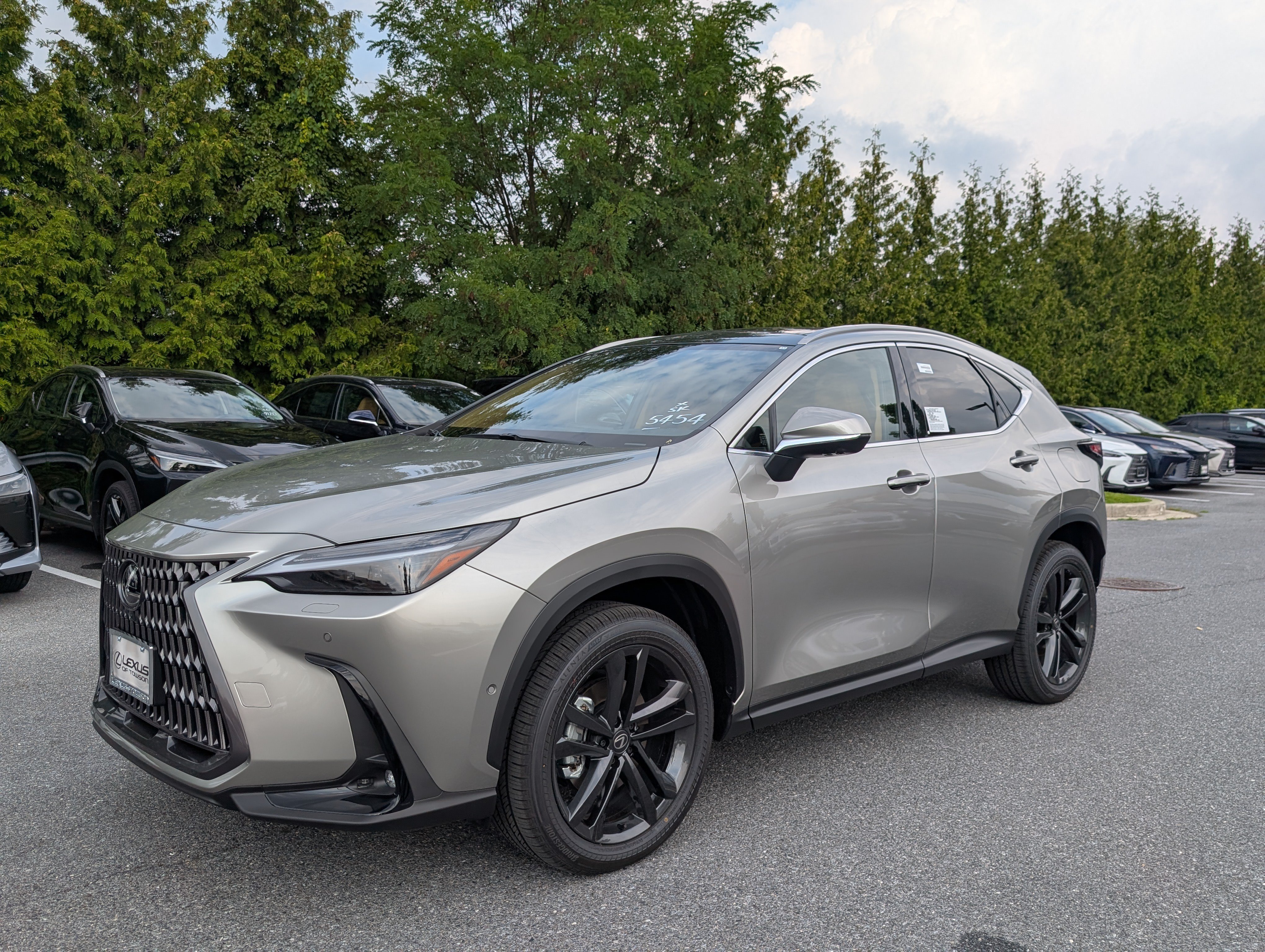 New 2026 Lexus NX 450h+ AWD w/ Accessory Package (K3) image 4