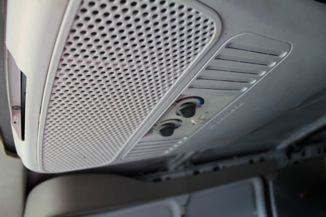 Used 2014 Chevrolet Express 3500 Extended image 18