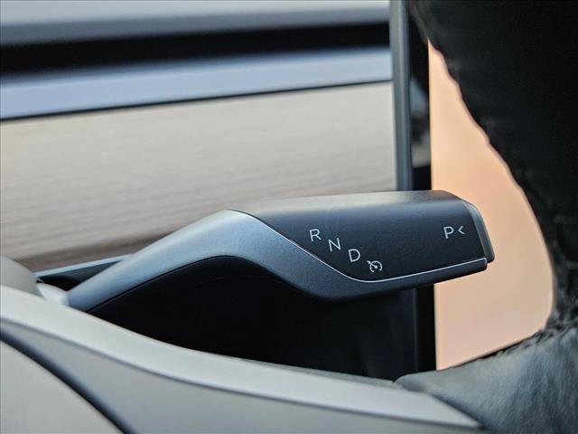 Used 2023 Tesla Model 3 Standard Range RWD image 11