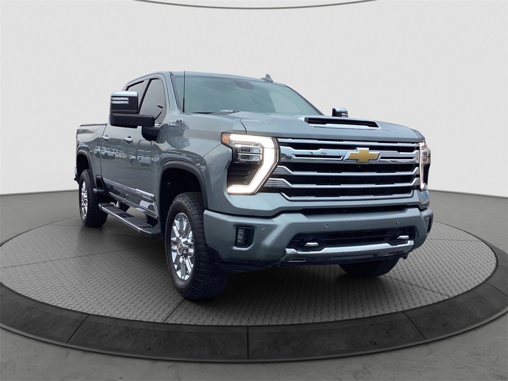 Used 2024 Chevrolet Silverado 3500 High Country w/ Technology Package image 1