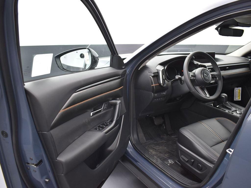 Certified 2025 MAZDA CX-50 2.5 Hybrid w/ Premium Plus Pkg image 9