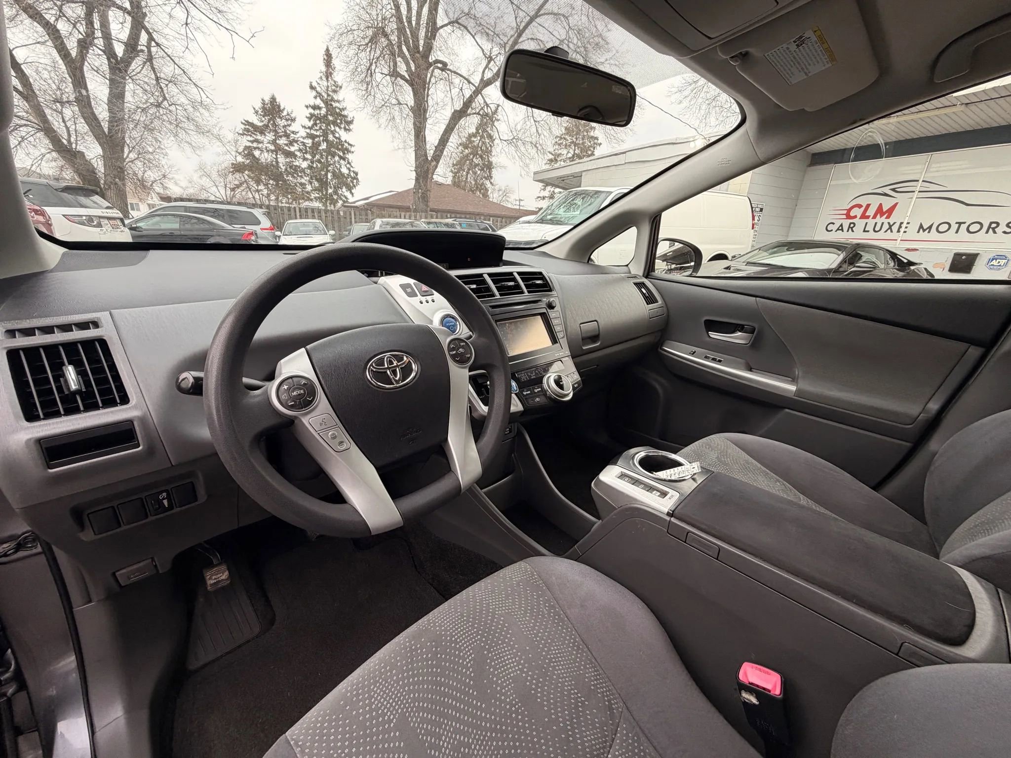 Used 2012 Toyota Prius V Three image 9