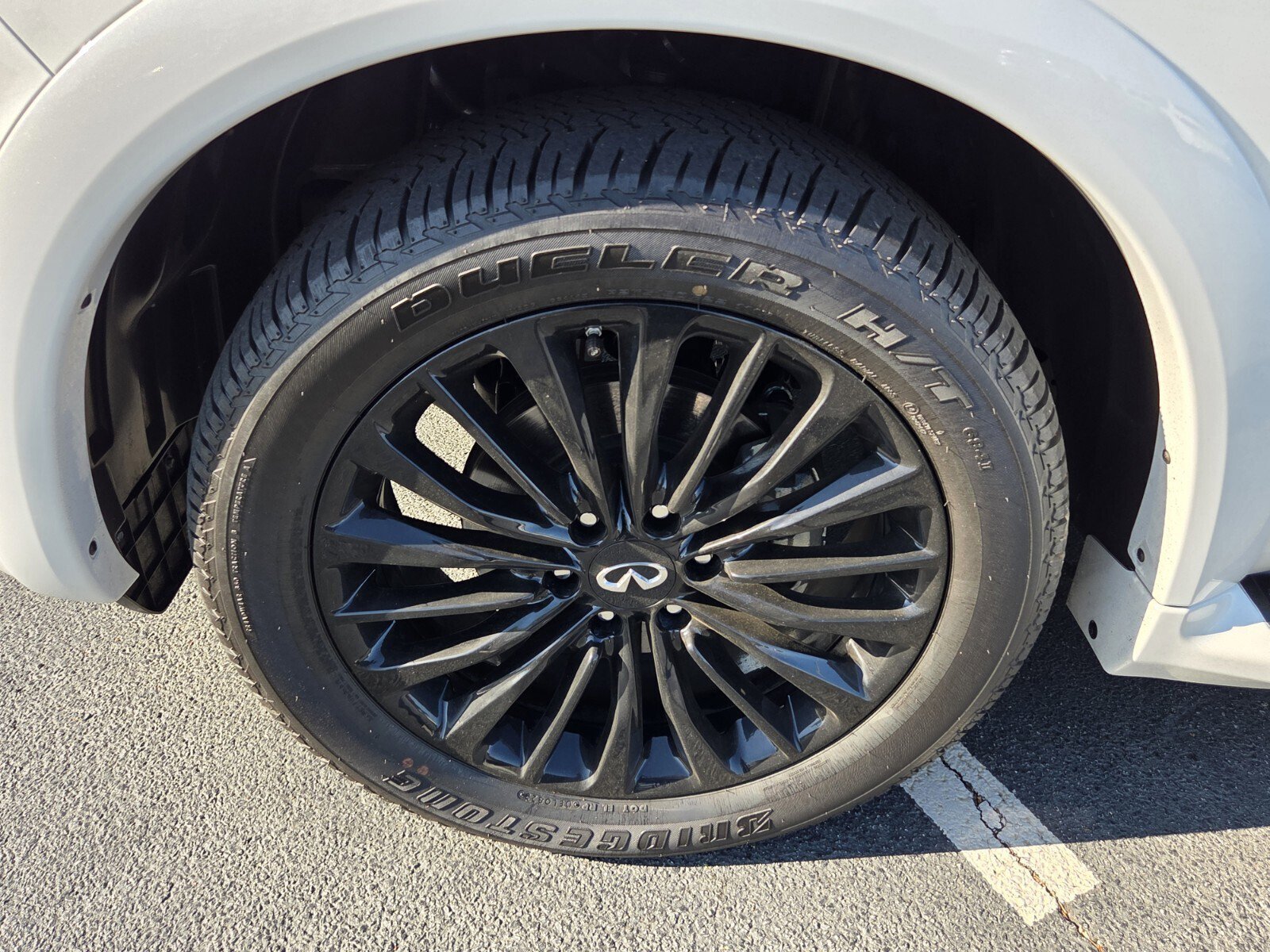 Used 2023 INFINITI QX80 Premium Select w/ Cargo Package image 10