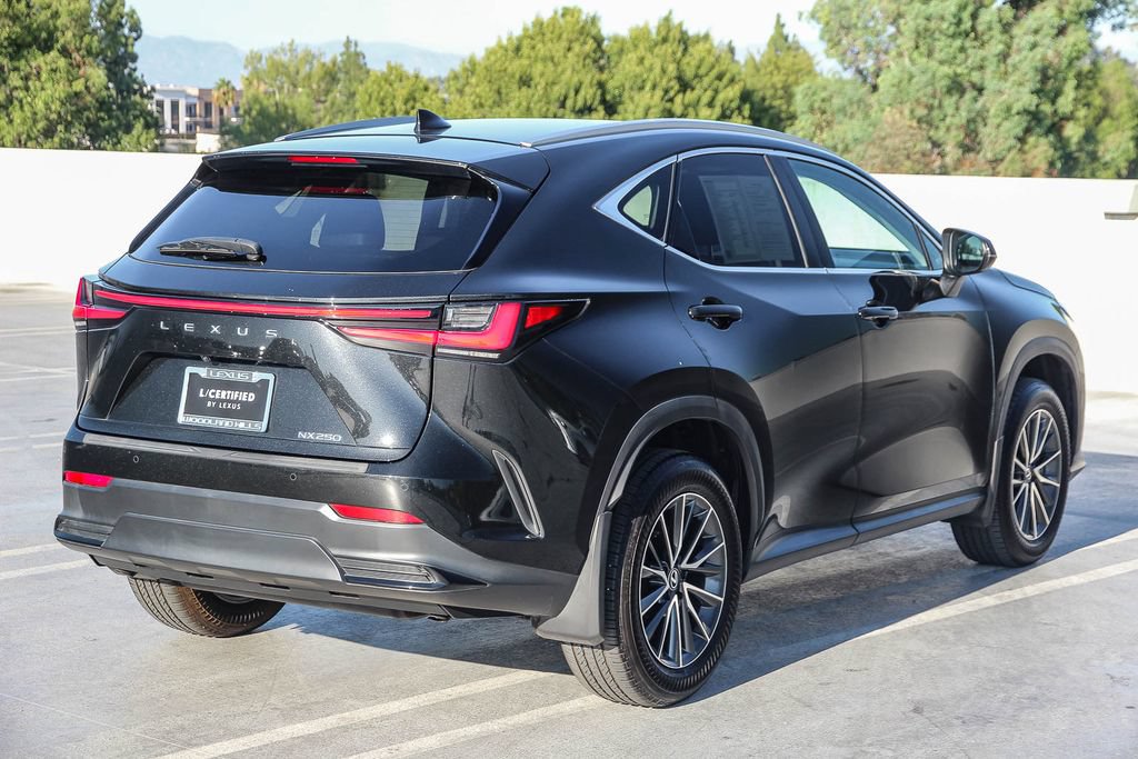 Certified 2025 Lexus NX 250 FWD w/ Premium Package image 5