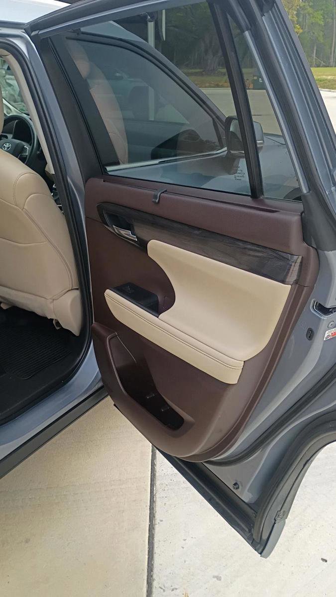 Used 2022 Toyota Highlander Platinum image 17