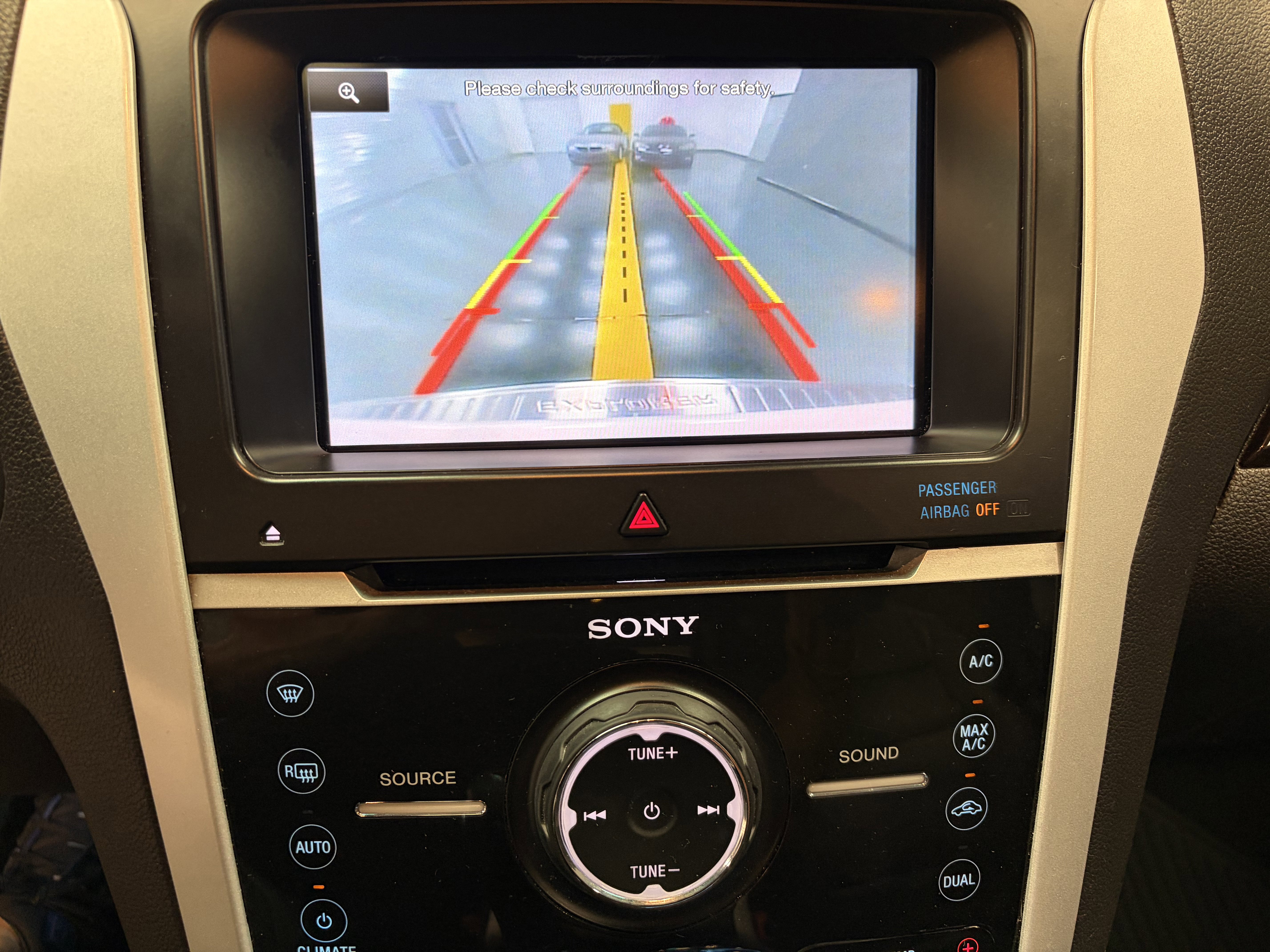 Used 2014 Ford Explorer Limited w/ Equipment Group 302A AWD/4WD image 10