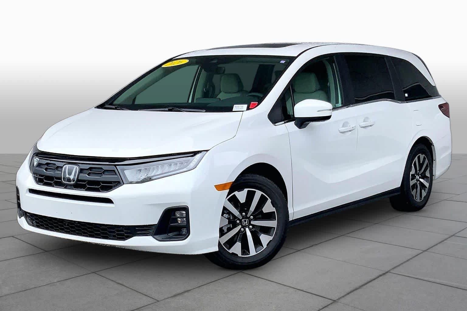 Used 2026 Honda Odyssey EX-L image 2