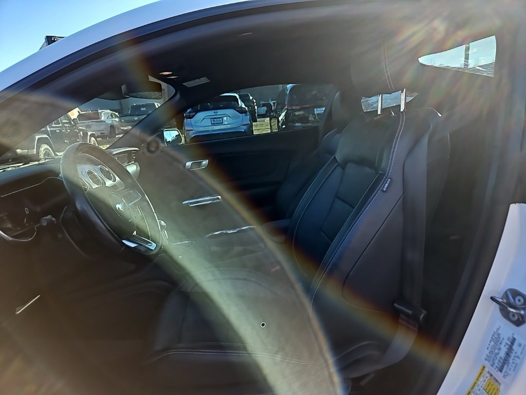 Used 2021 Ford Mustang GT Premium w/ Equipment Group 401A image 15