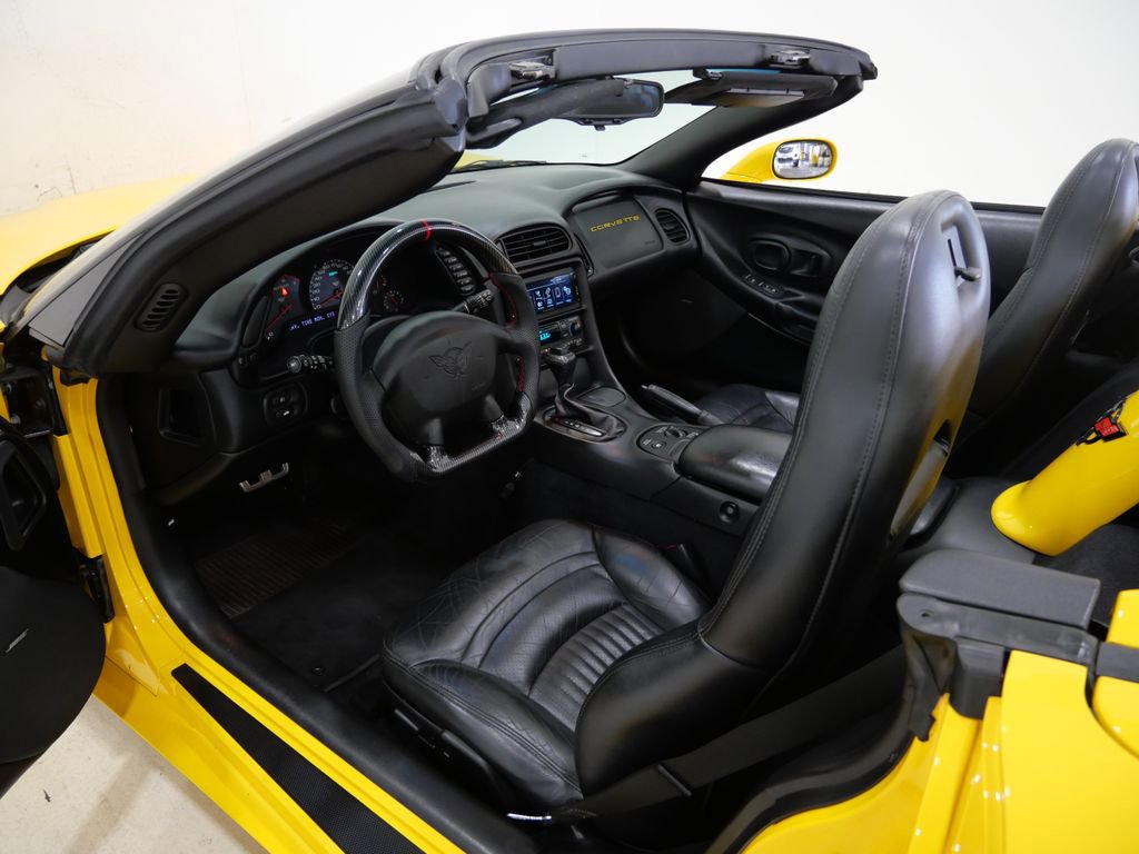 Used 2004 Chevrolet Corvette Convertible image 24