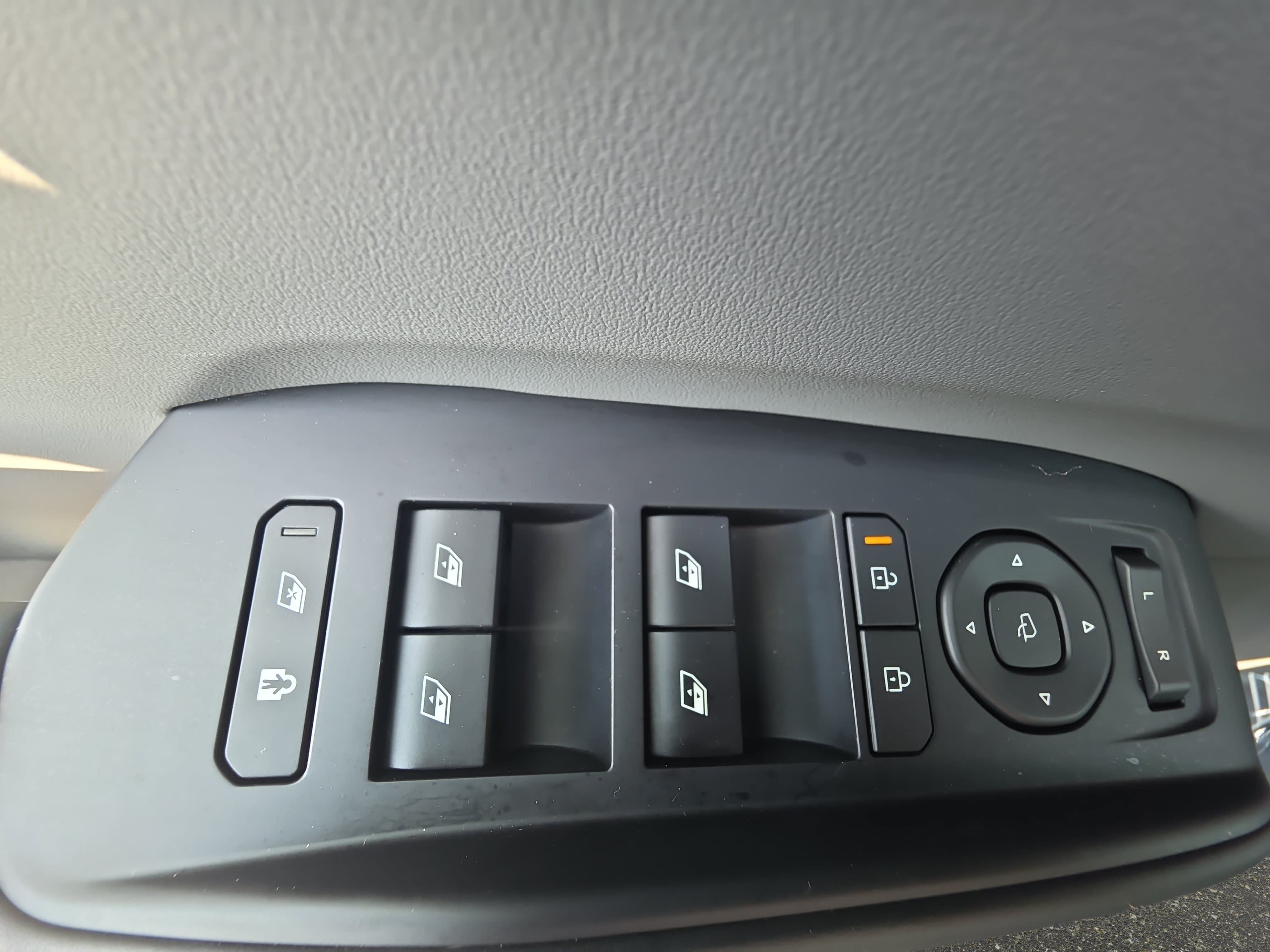 Used 2024 Kia EV9 GT-Line AWD/4WD image 30