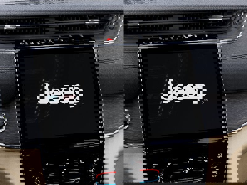 New 2025 Jeep Grand Cherokee Limited w/ Trailer Tow Package image 42