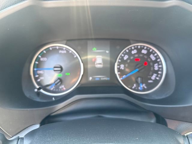 Used 2022 Toyota RAV4 XLE Premium AWD/4WD image 12