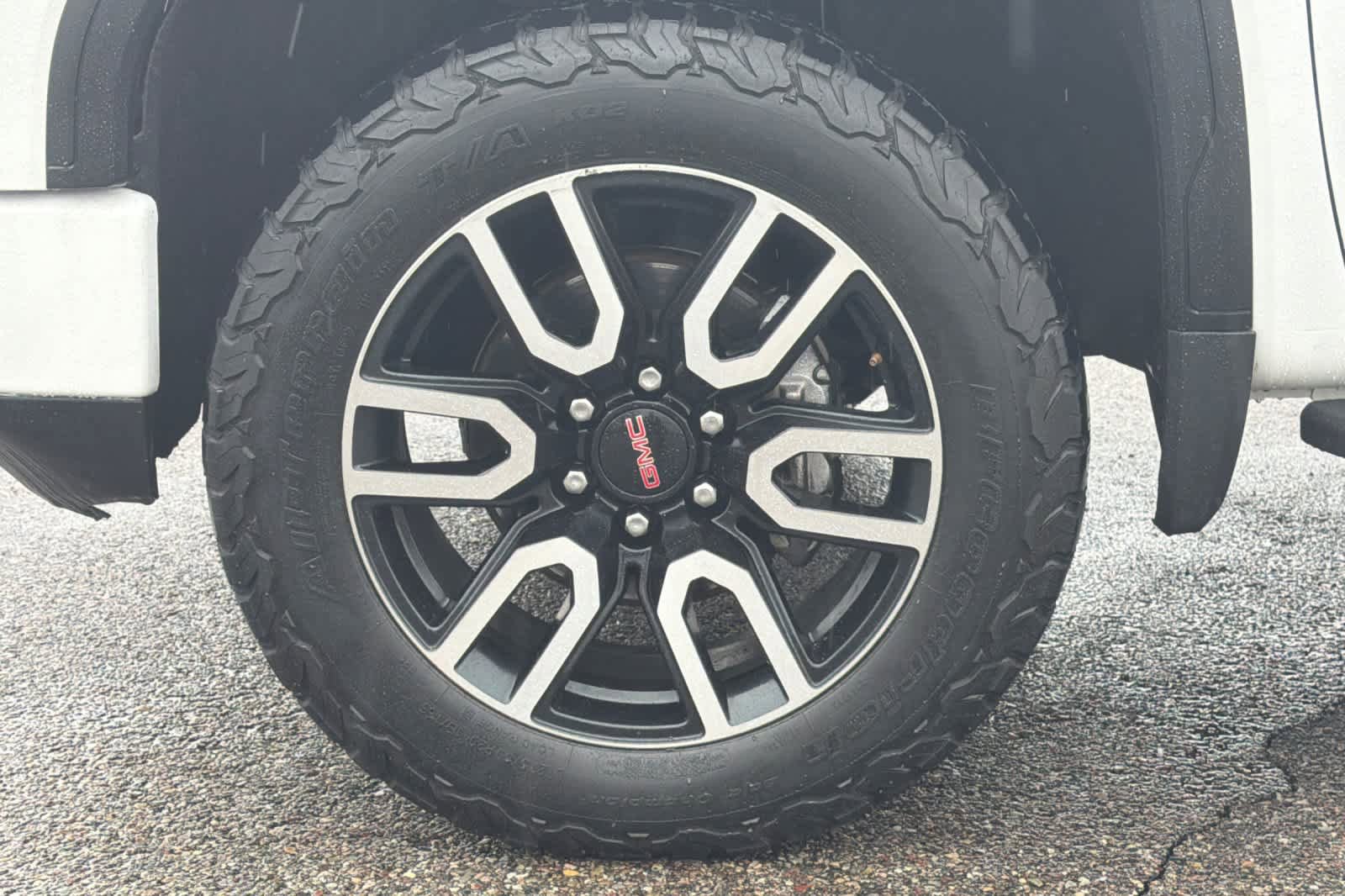 Used 2022 GMC Sierra 1500 AT4 w/ AT4 Premium Package image 26