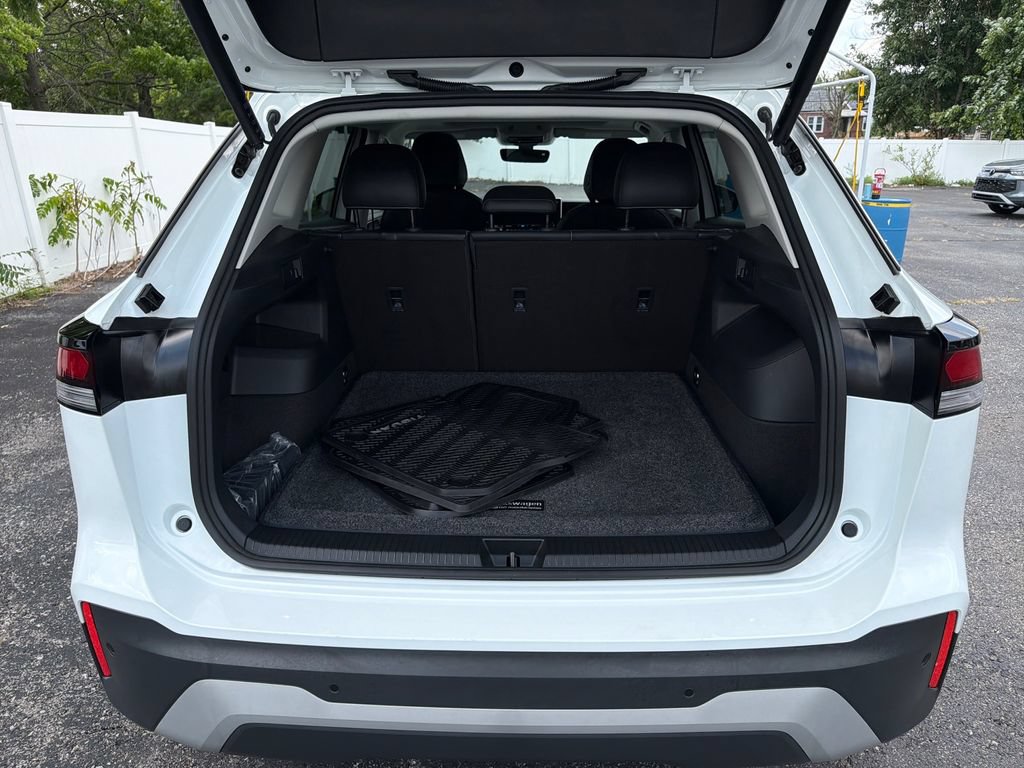 New 2026 Volkswagen Tiguan SE AWD/4WD image 22