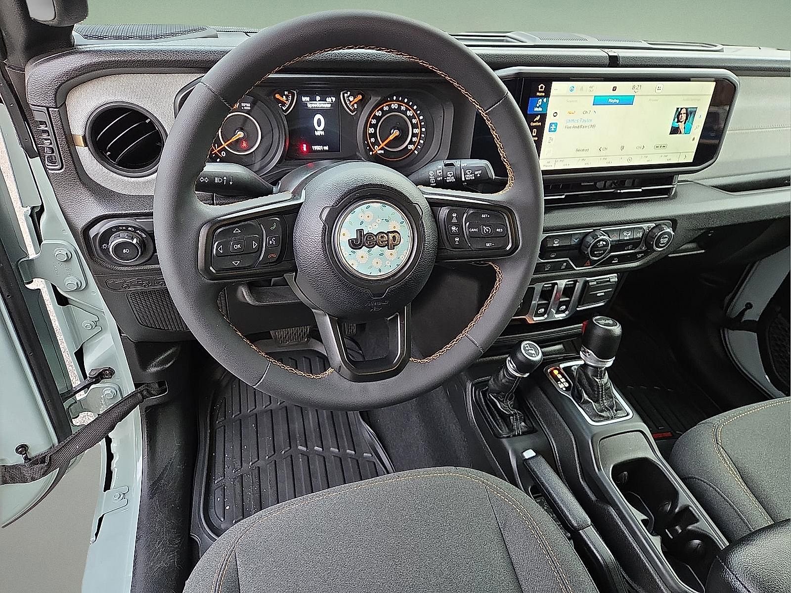 Used 2024 Jeep Wrangler Sport S image 11