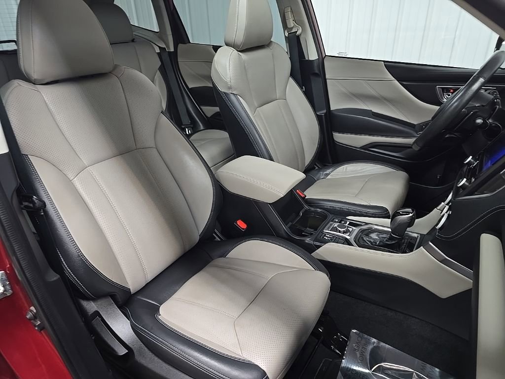 Used 2022 Subaru Forester Limited image 14