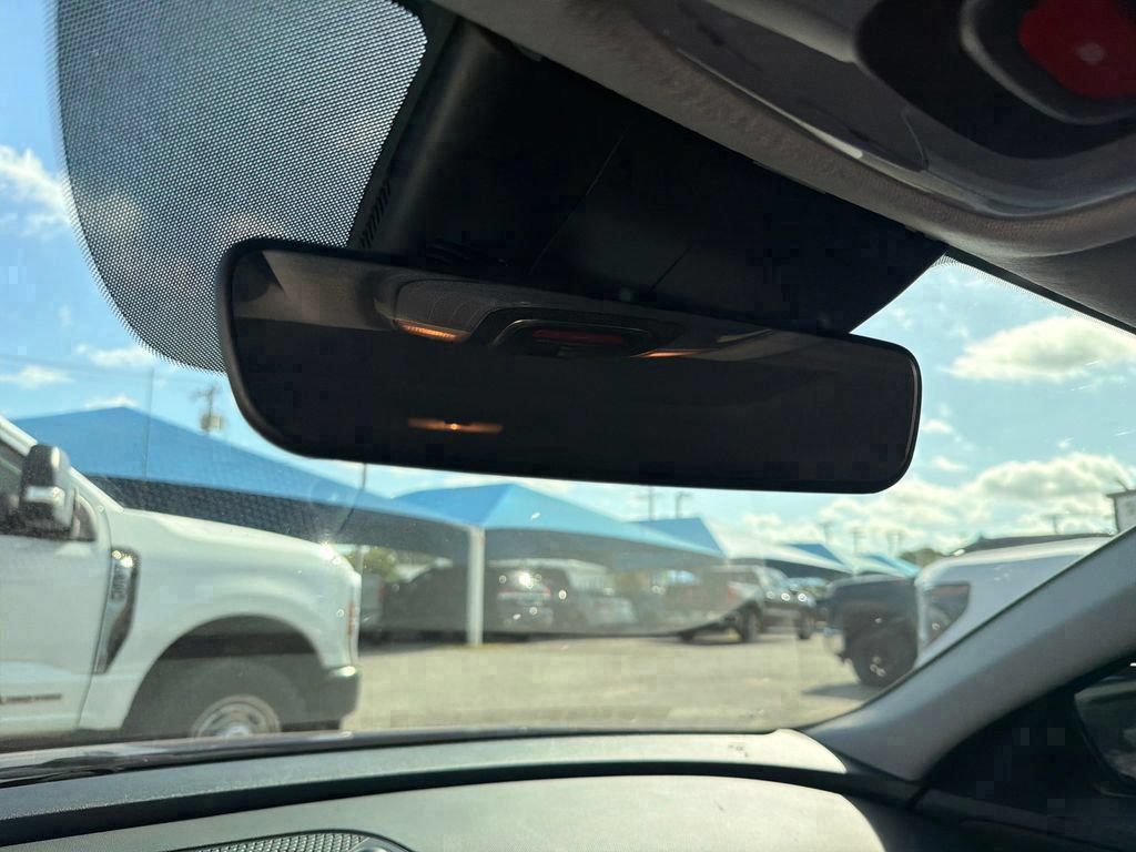 Used 2023 Hyundai Elantra Limited FWD image 30