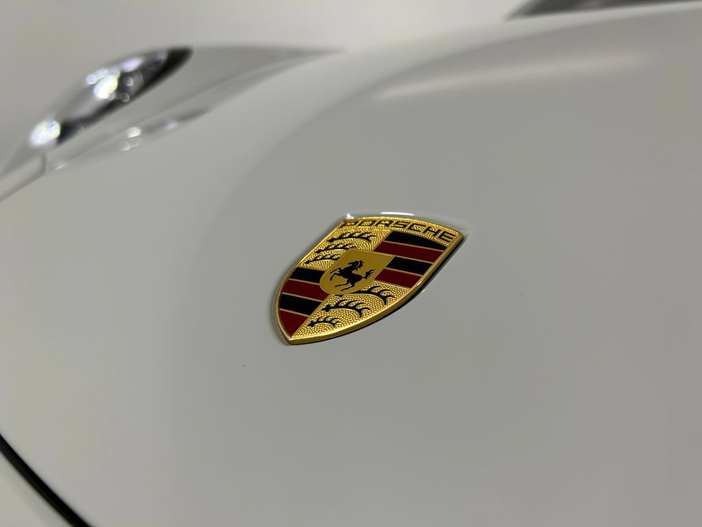 Certified 2019 Porsche 911 4 Coupe AWD/4WD image 29