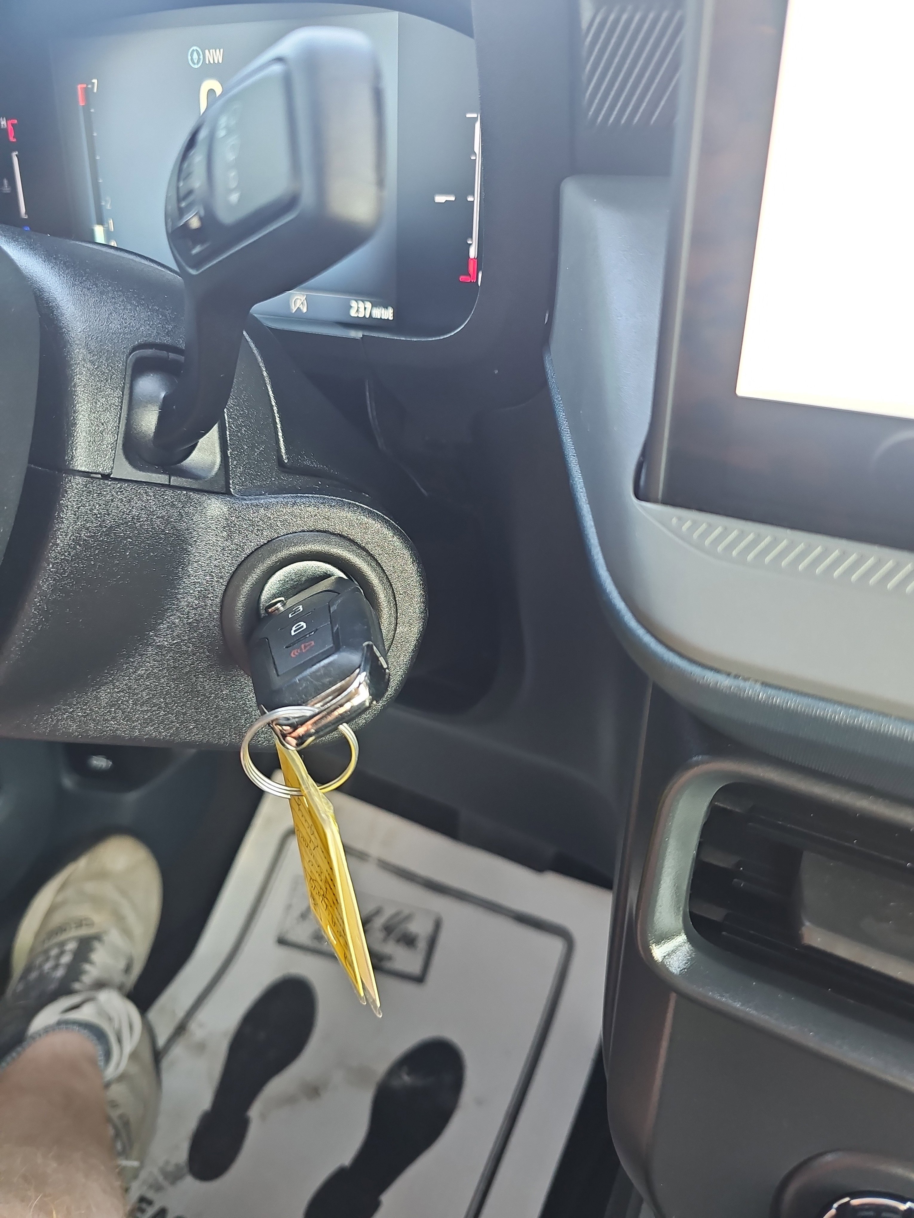 Used 2025 Ford Maverick XL w/ Equipment Group 102A image 31