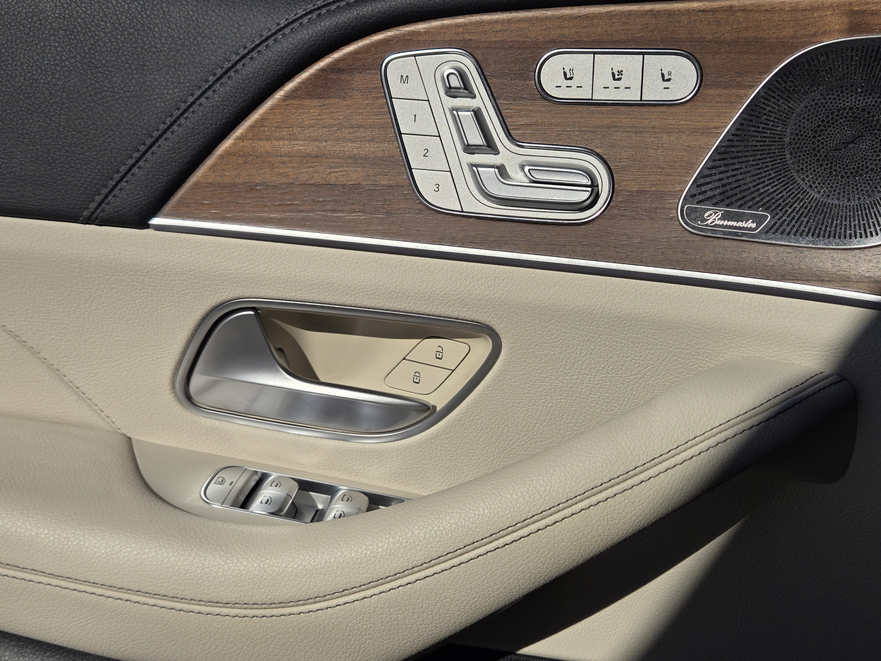 Certified 2024 Mercedes-Benz GLS 450 4MATIC image 19