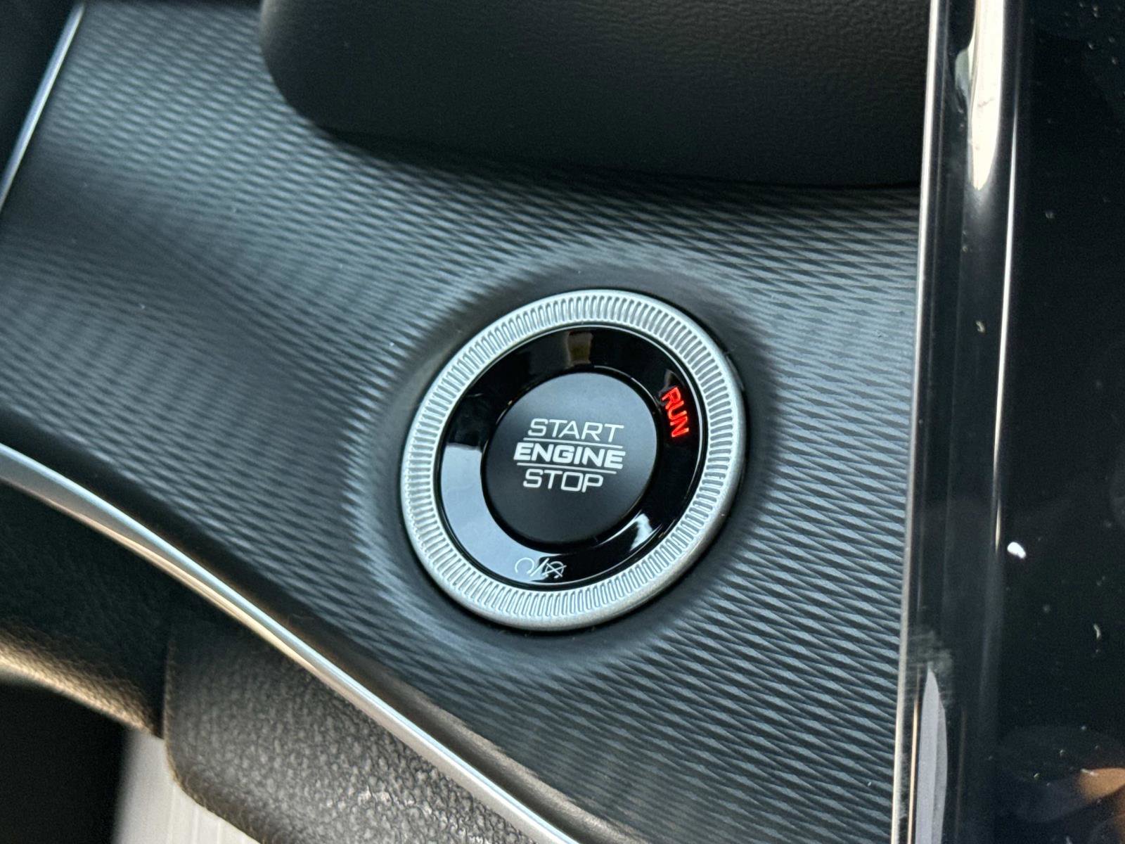 New 2026 Jeep Grand Cherokee L 2WD image 18