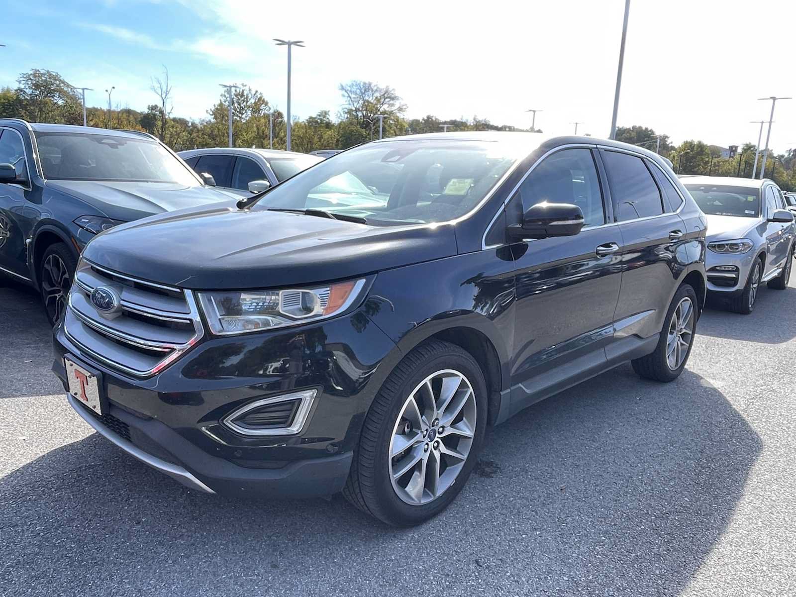 Used 2016 Ford Edge Titanium w/ Equipment Group 302A AWD/4WD image 3
